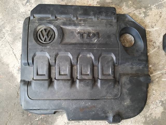 VOLKSWAGEN DİZEL ÇIKMA ORJİNAL MOTOR ÜST KAPAĞI